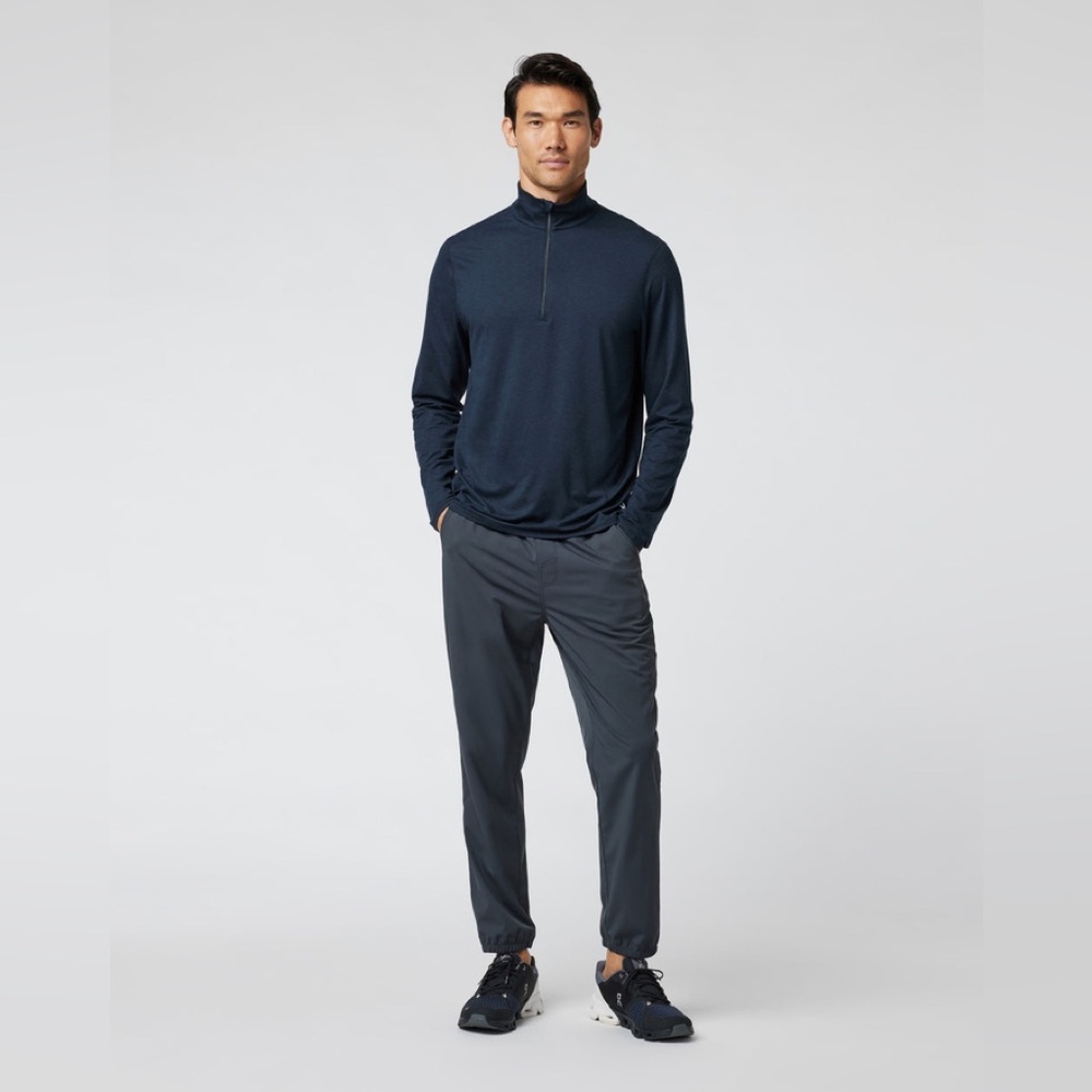 Vuori Ease Performance Quarter Zip Top - image 1